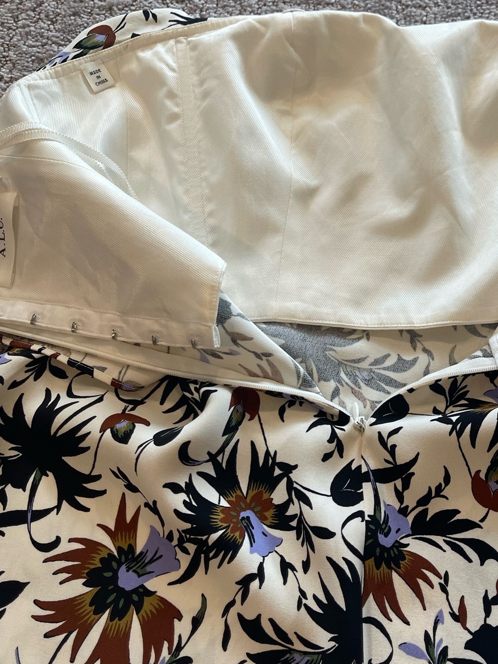 A.L.C. Romy Strapless Ruffle Mini Dress In White Floral, 100% Silk, Size 6 - Picture 16 of 16